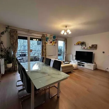 3 Avec Parking, Pres D'orly Apartment *