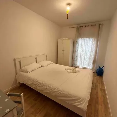 3 Avec Parking, Pres D'orly Apartment *