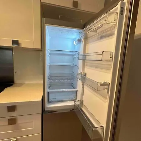 3 Avec Parking, Pres D'orly Apartment